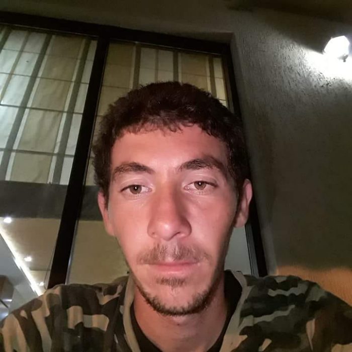 Image default