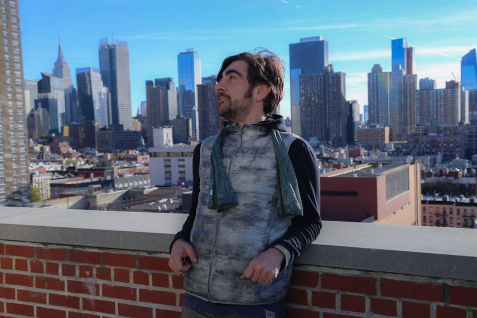 Image default