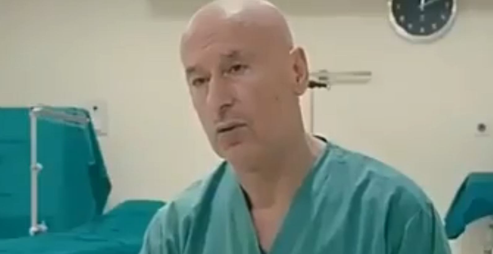 Image default