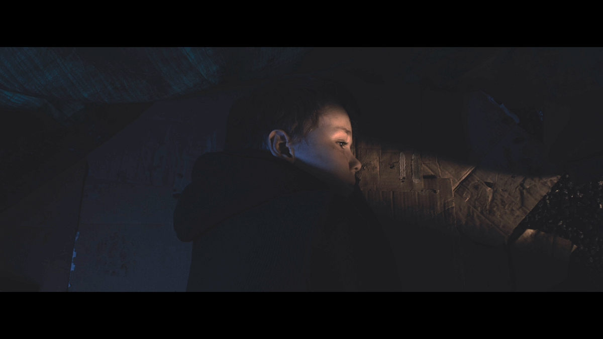 Image default